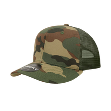 Decky 1054 - Camo Curve Bill Trucker Hat, 6 Panel Camo Trucker Cap